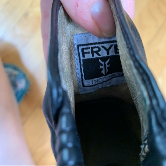 Frye Lucinda Leather Ankle Boot - Picture 5 of 8